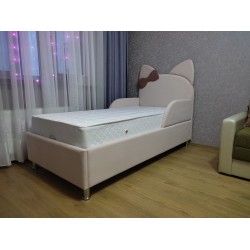 Pat pentru copii cu lada de depozitare Kitty 